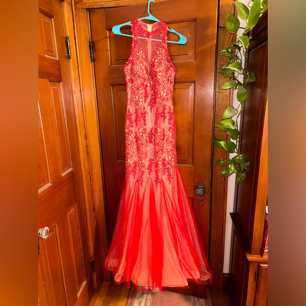 Panoply Brand Red Tulle Mermaid Flare Prom Formal Dress Size 4